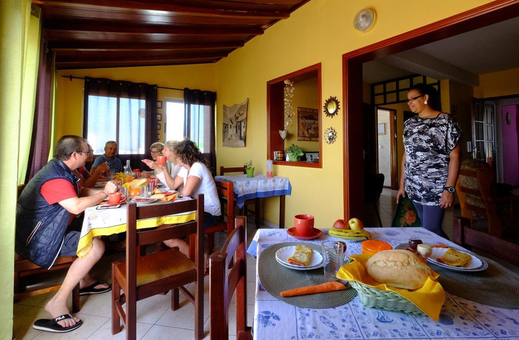 Casa Comba Bed and Breakfast Mindelo Eksteriør billede